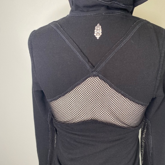 Free People Movement Markle Mesh Hooded Zip top - Picture 10 of 11